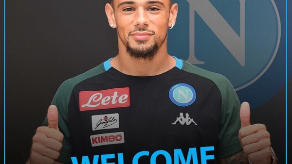 لاعب نابولي الجديد