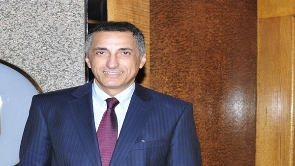 طارق عامر محافظ البنك