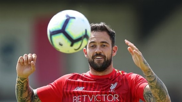 دانى إنجيز لاعب ليفربول