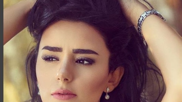 الفنانة إيمان سلامة
