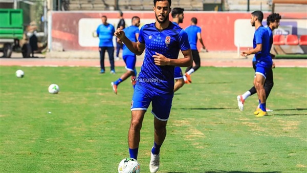 أحمد علاء مدافع الاهلى