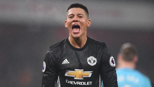 مدافع مانشستر يونايتد