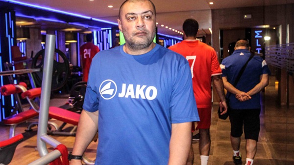 محمد عادل مدرب يد