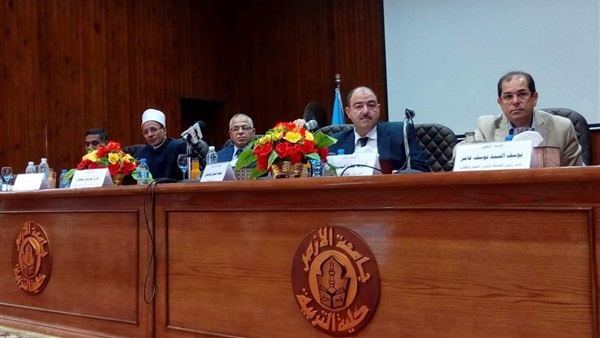 يوسف عامر