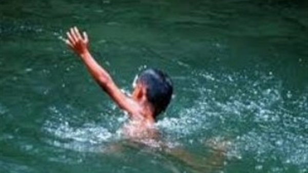 غرق شخص-البحيرة