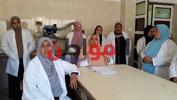 عاملات فحص التقاوي-كفر