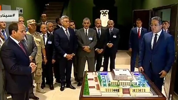 وزير الآثار الدكتور