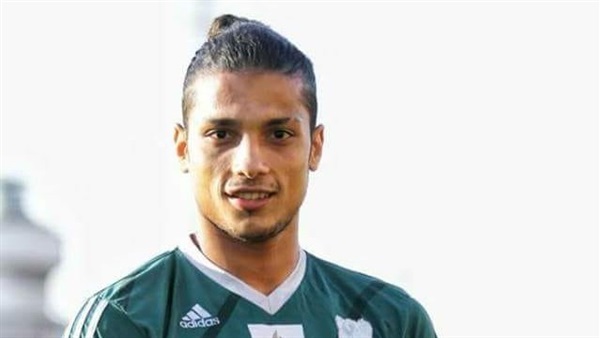 إسلام صلاح لاعب المصري