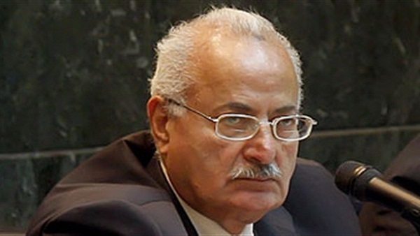 الدكتور سلطان أبو