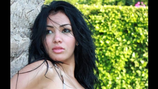 الفنانة ميرهان حسين