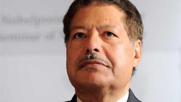العالم الراحل أحمد