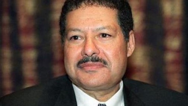 العالم الراحل أحمد