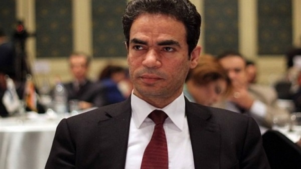 الكاتب الصحفي أحمد