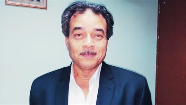 الدكتور مدحت حماد
