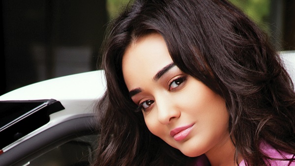 الفنانة راندا البحيري