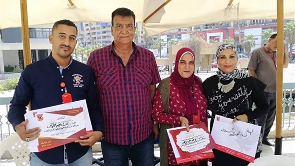 تكريم موظفين النادي