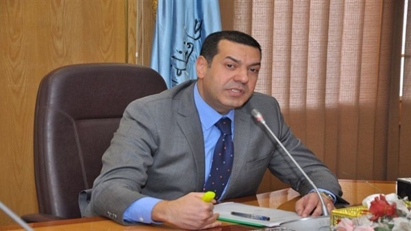 محافظ أسيوط-المهندس
