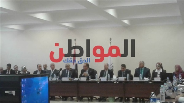محافظ بني سويف-وزير