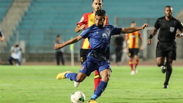 ناصر ماهر لاعب الأهلي