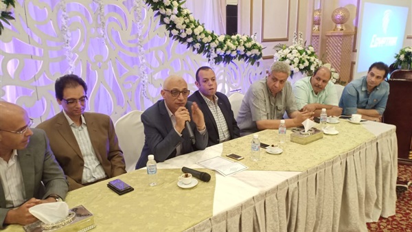 اجتماع بعثة مصر للطيران