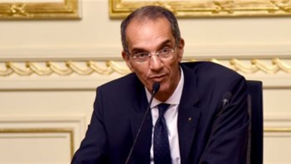 الدكتور عمرو طلعت
