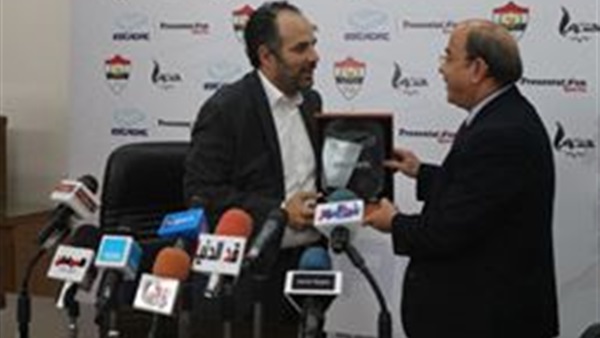 محمد كامل رئيس شركة