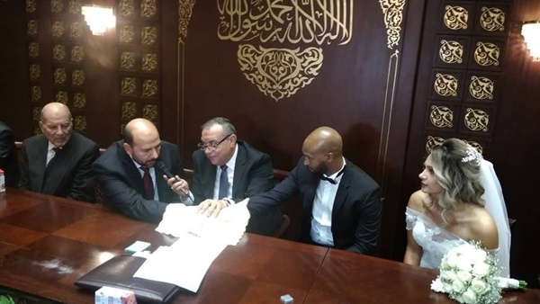 شيكابالا اثناء عقد