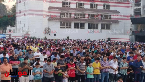 المصلين في نادي الزمالك