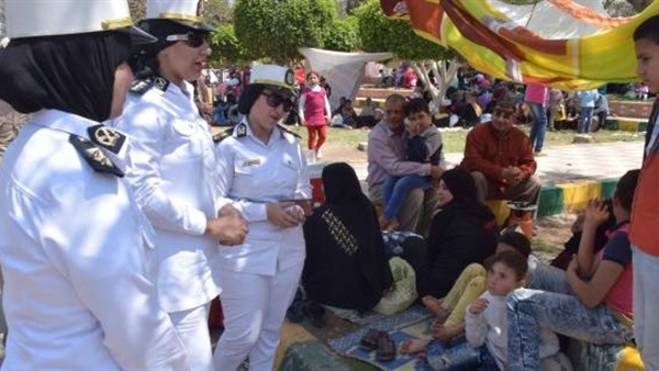 الشرطة النسائية في