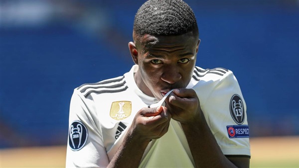 نجم ريال مدريد فينسيوس
