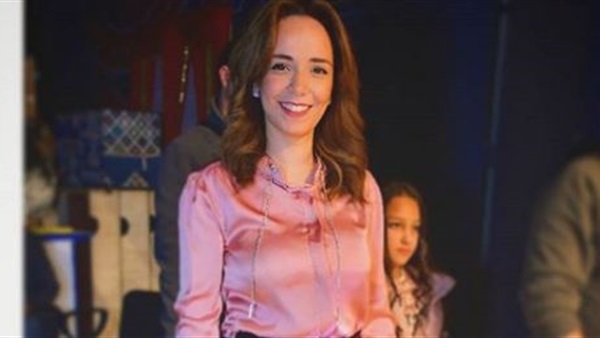الفنانة سارة درزاوي
