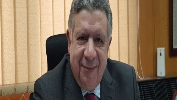 عمرو كمال رئيس البنك