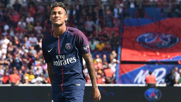 نيمار لاعب باريس