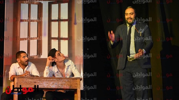عرض السؤال الأول