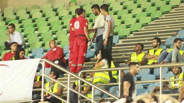 الهلال الاحمر بالسوبر