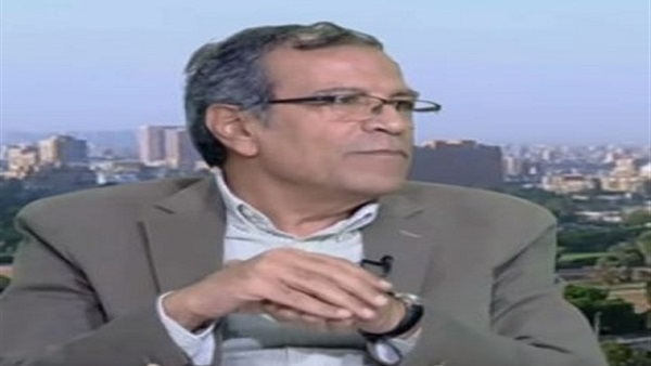 الدكتور طارق كامل
