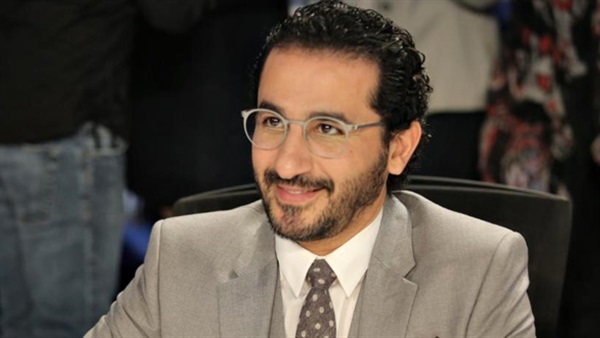 الفنان احمد حلمي