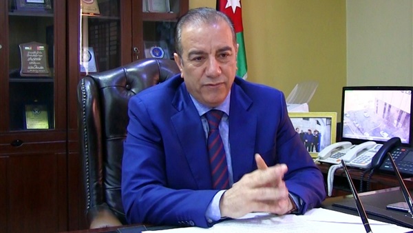 مدير إدارة البحث