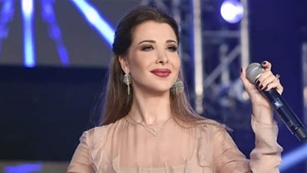 الفنانة نانسي عجرم