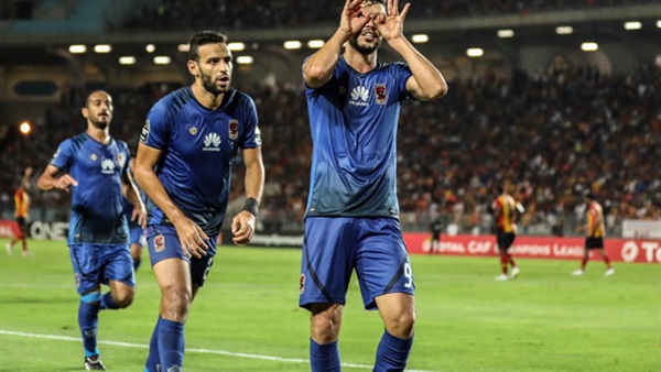 وليد ازارو - لاعب