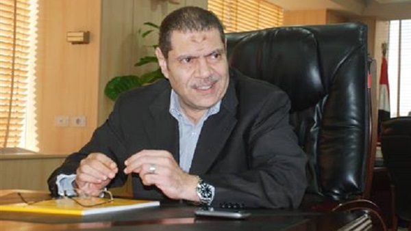 سراج الدين سعد، مساعد