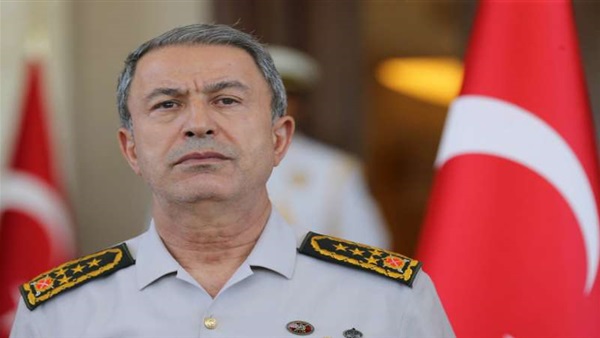 وزير الدفاع التركي