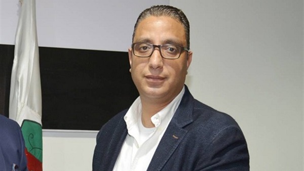الدكتور أحمد الأنصارى