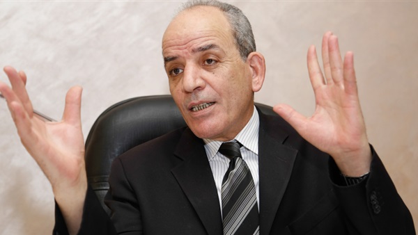 السيد عطا رئيس قطاع