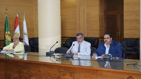 قائم بعمل رئيس جامعه