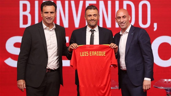 مدرب منتخب أسبانيا