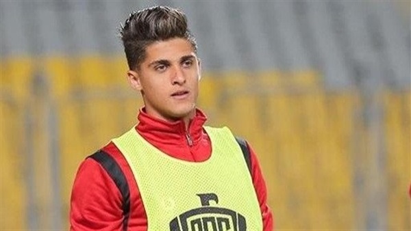 احمد الشيخ لاعب الاهلي