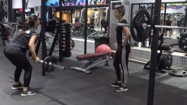 نادى رياضي مختلط