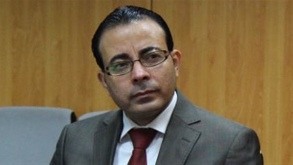 الكاتب الصحفي دندراوي