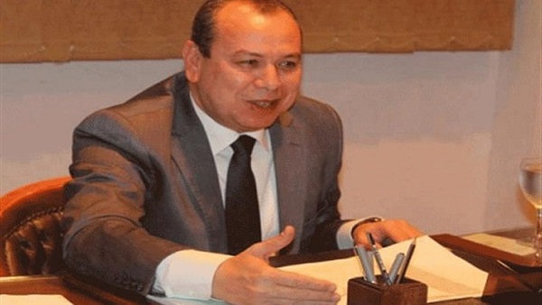 الدكتور، اسماعيل